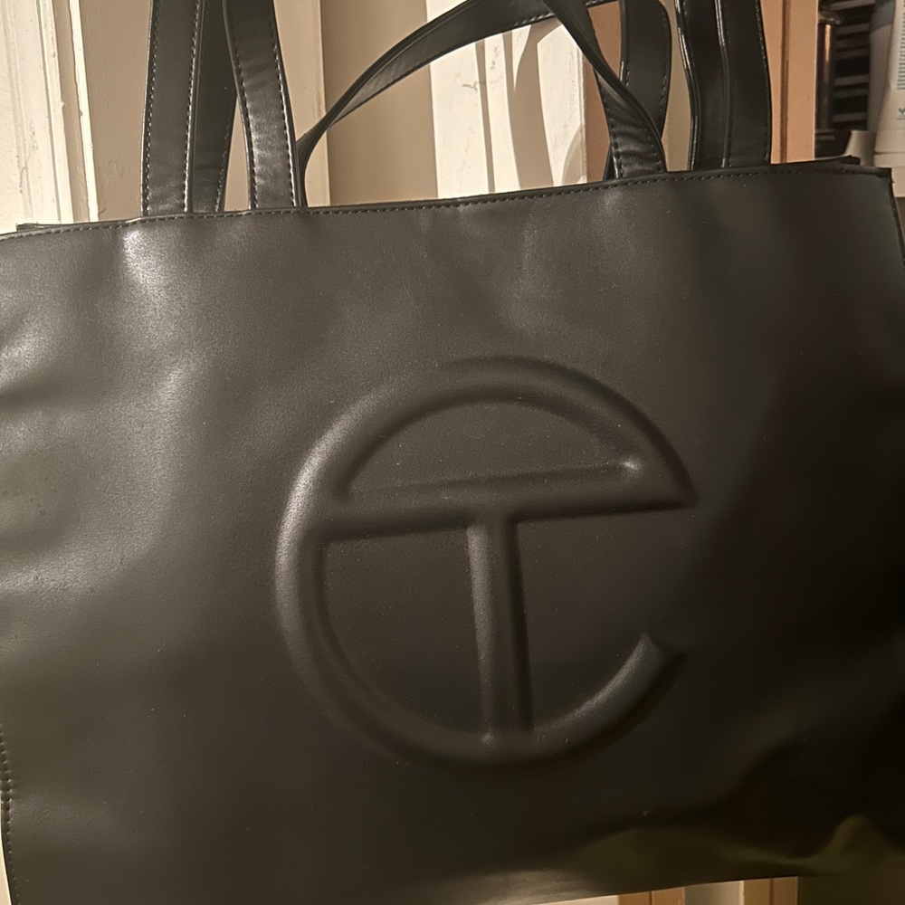 Black Medium Telfar Shopping Bag